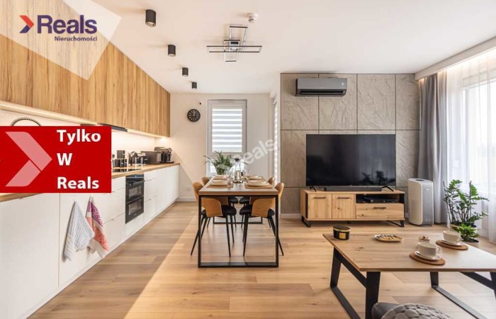 mazowieckie, WARSZAWA, Apartament cztery pokoje nowy.