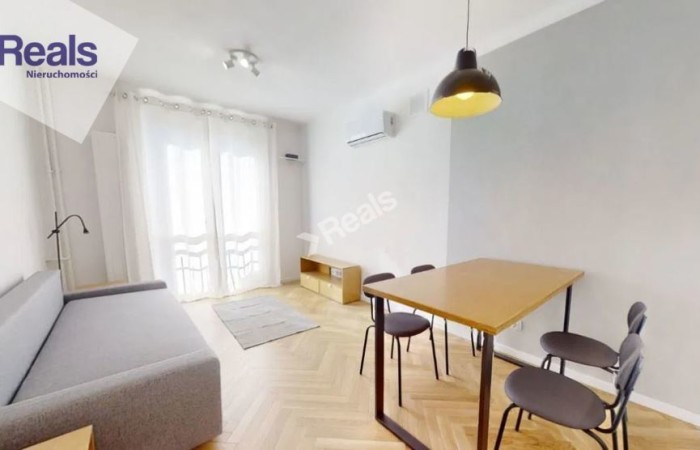 mazowieckie, WARSZAWA, Apartament w kamienicy na Śródmieściu, negocjacje