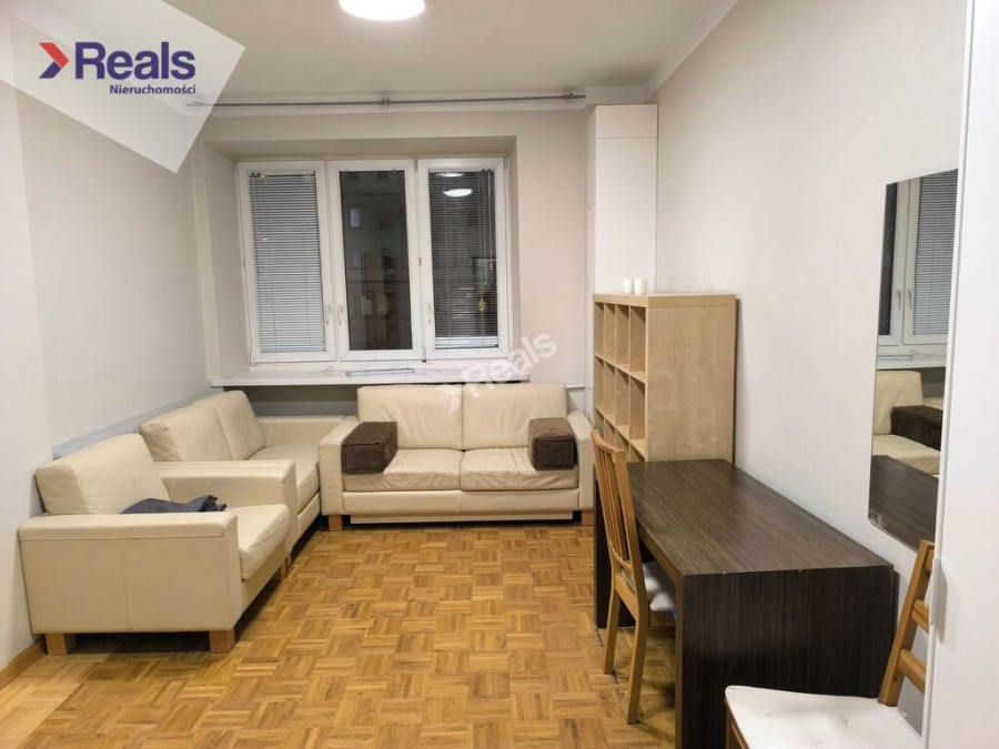 WARSZAWA, Aleja, 2 oddzielne pokoje, balkon