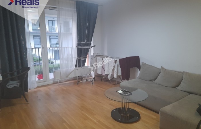 mazowieckie, WARSZAWA, Z garażem, komórką, tarasem i ogródkiem
