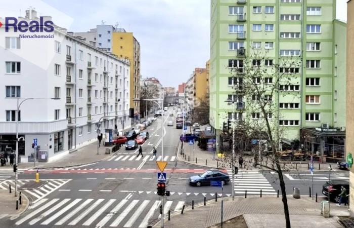 mazowieckie, WARSZAWA, Kawalerka z balkonem Powiśle, metro.