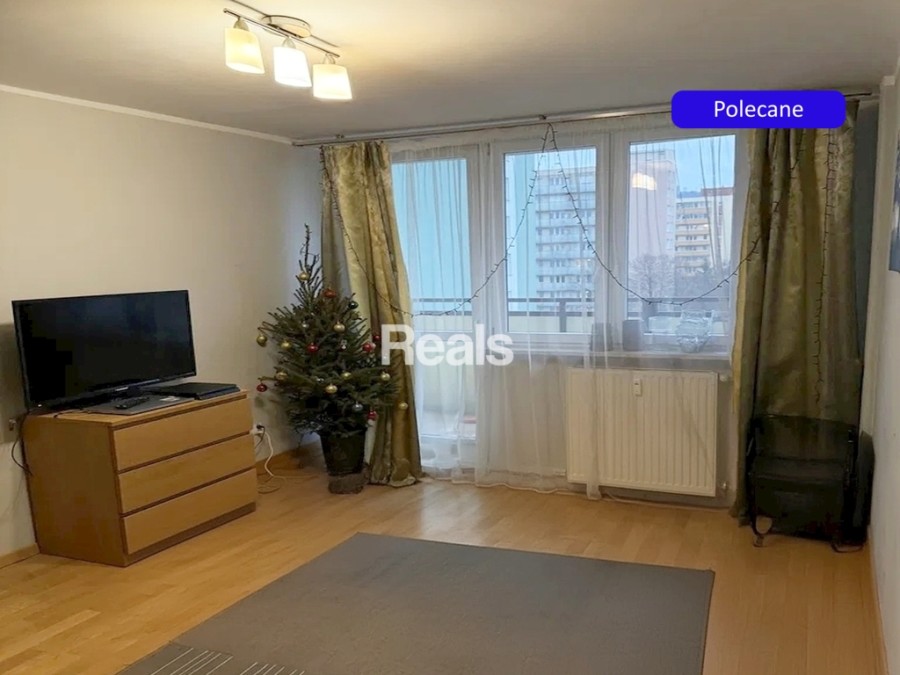 WARSZAWA, 1 Sierpnia, Gotowe do wprowadzenia. Przy Parku