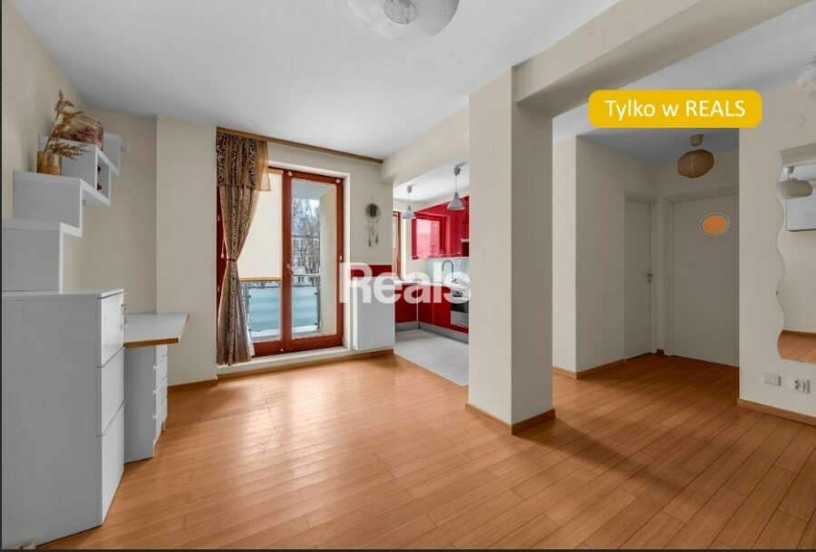 WARSZAWA, Ogrodowa, Ciche 2 pokoje,widna kuchnia, loggia CENTRUM