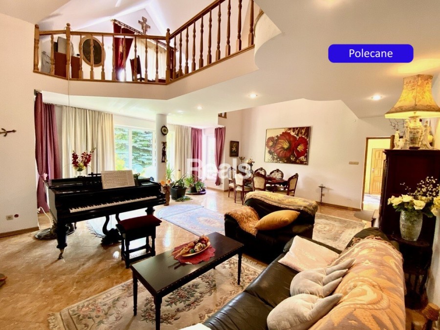 JADWISIN, Dwa domy nad Zalewem - 2 wejścia, 2 tarasy.